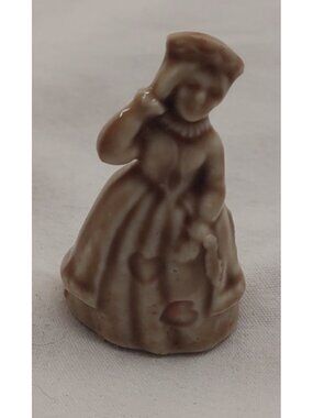 Vintage Wade England Colonial Lady Figurine Brown Cream Glaze MCM